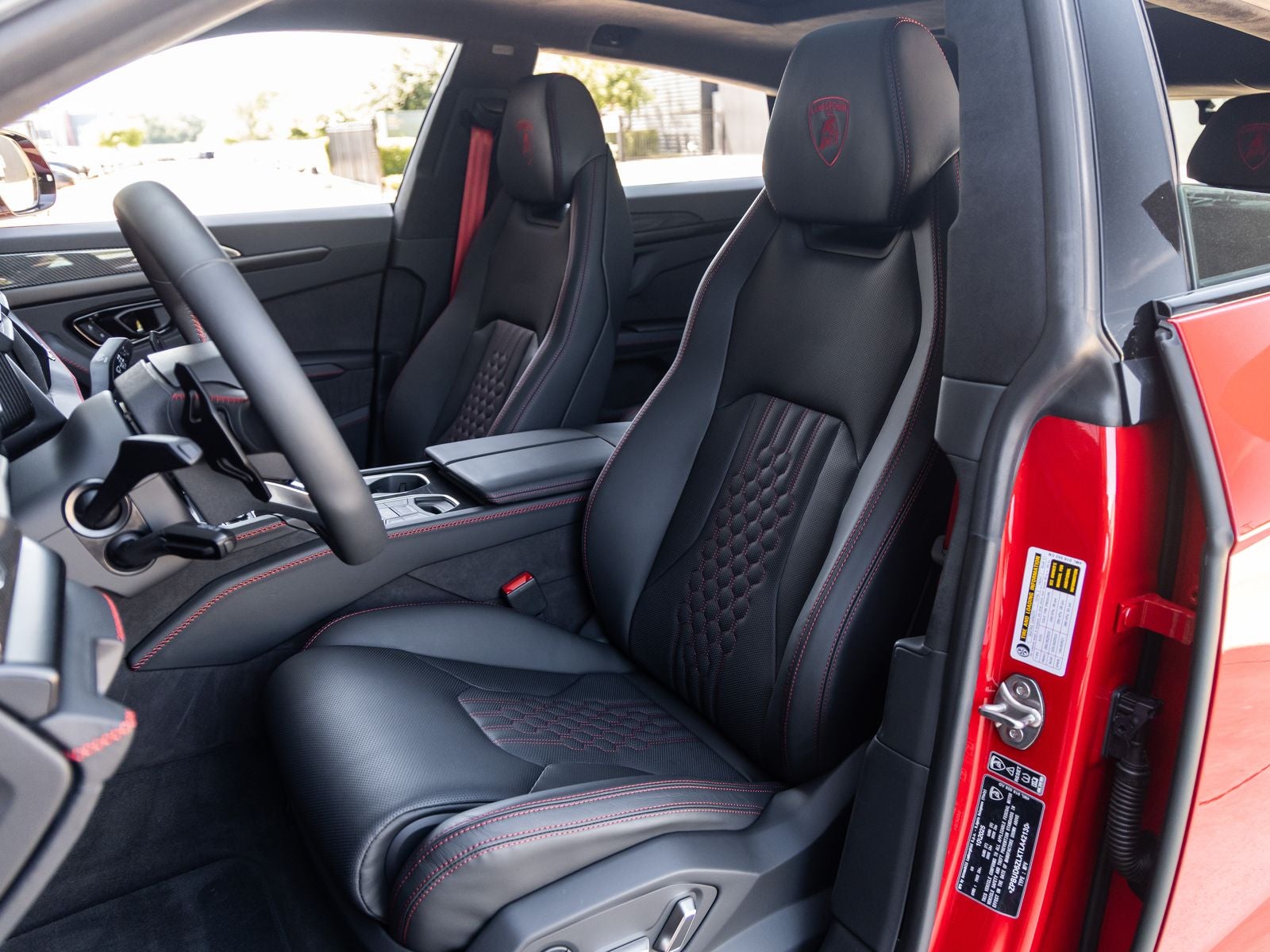 2026 Lamborghini Urus SE