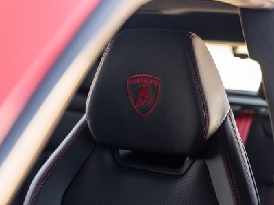 2026 Lamborghini Urus SE