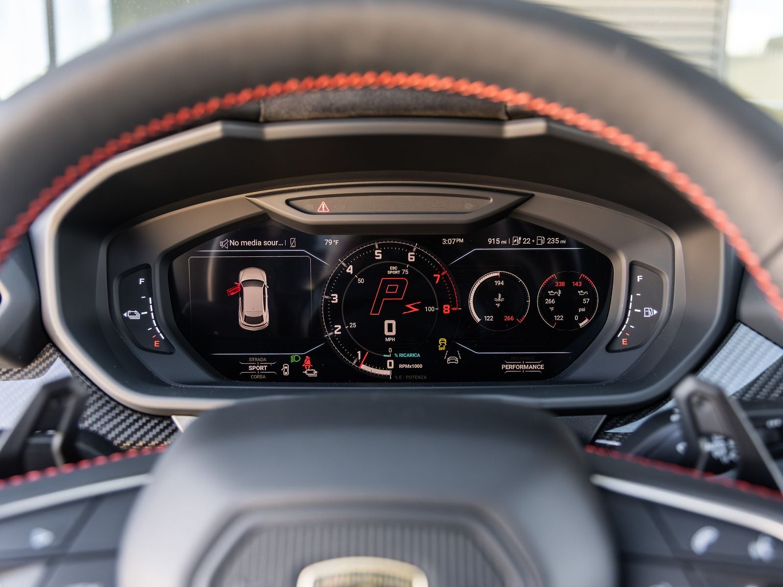 2026 Lamborghini Urus SE