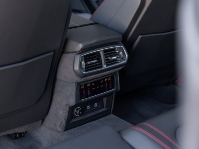 2026 Lamborghini Urus SE