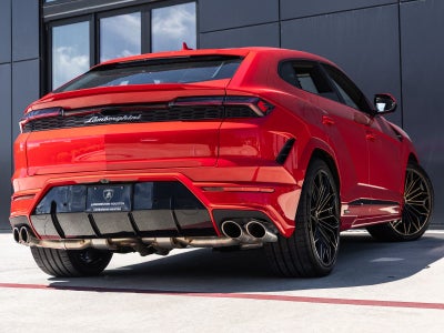 2026 Lamborghini Urus SE