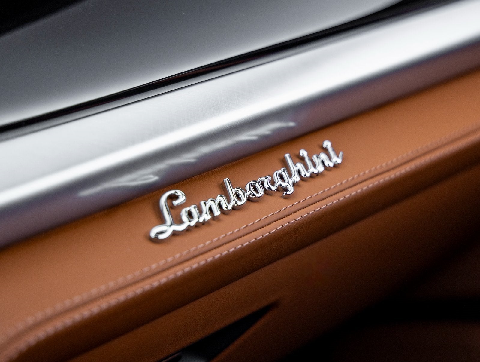 2026 Lamborghini Urus SE