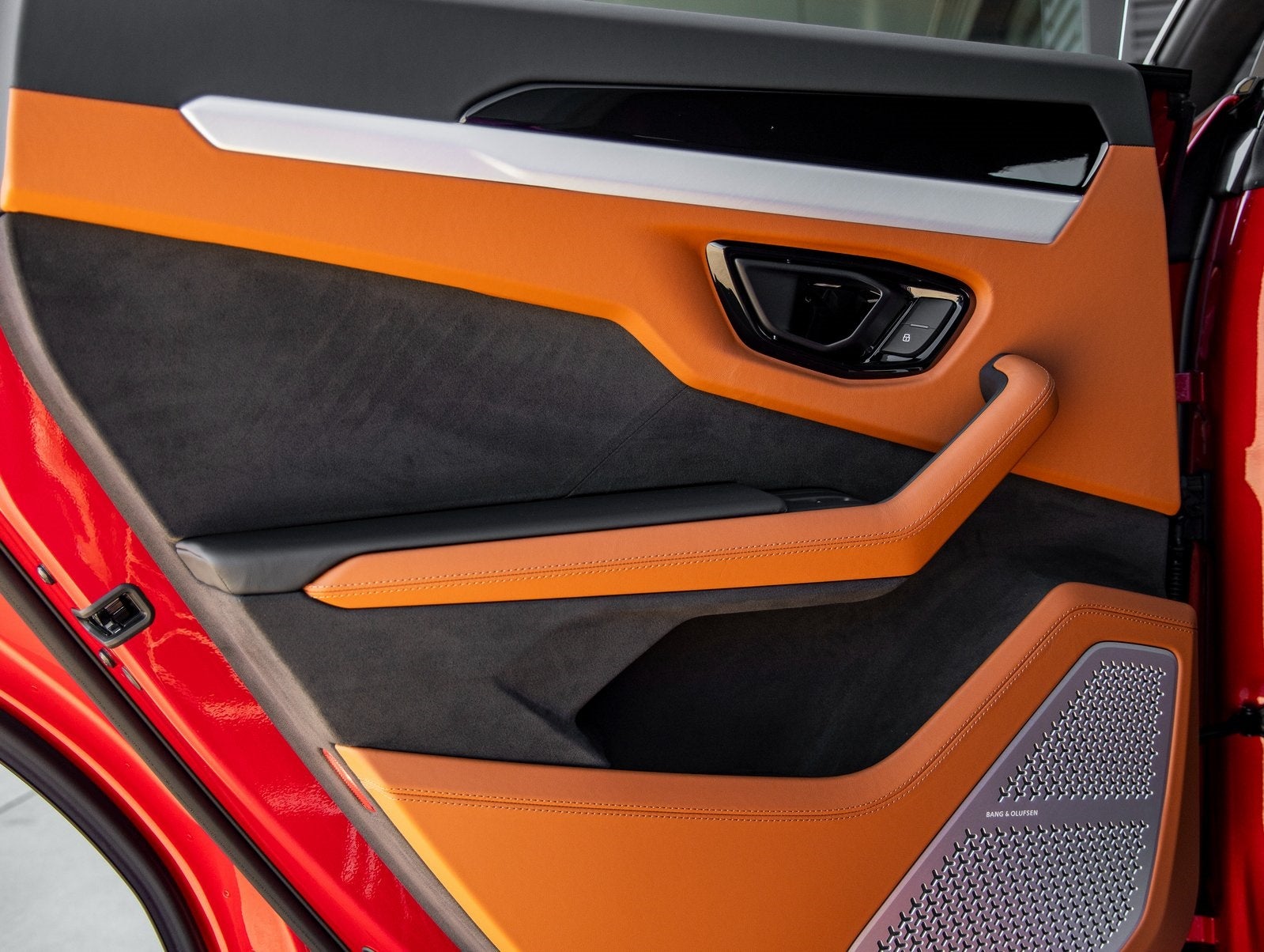 2026 Lamborghini Urus SE