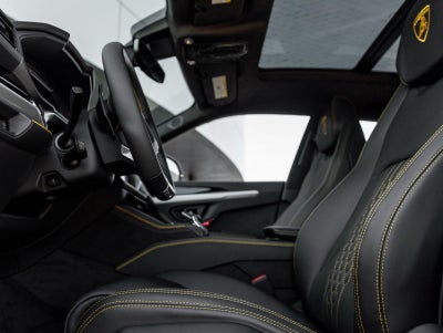 2026 Lamborghini Urus SE