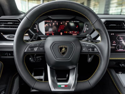 2026 Lamborghini Urus SE