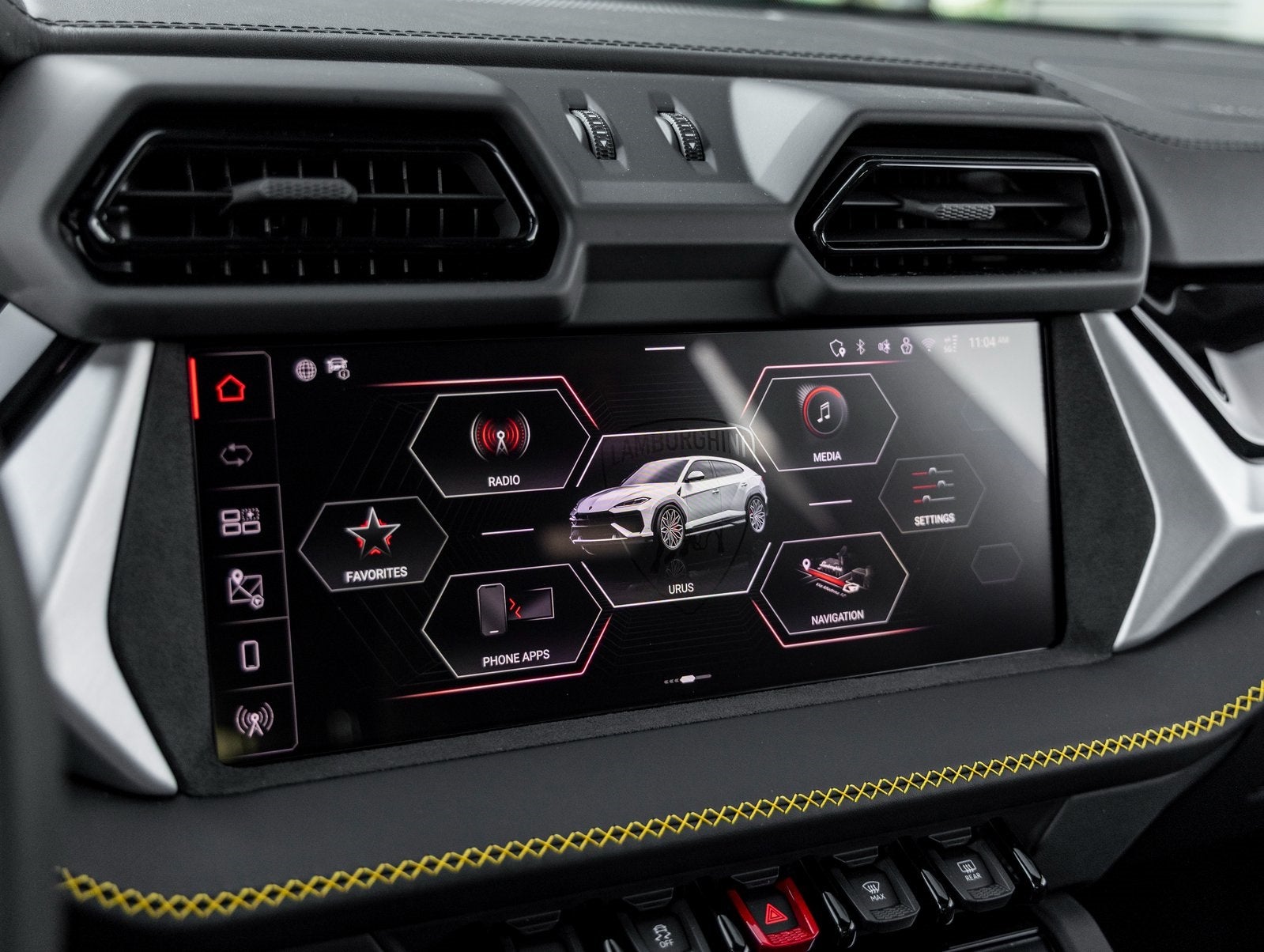 2026 Lamborghini Urus SE