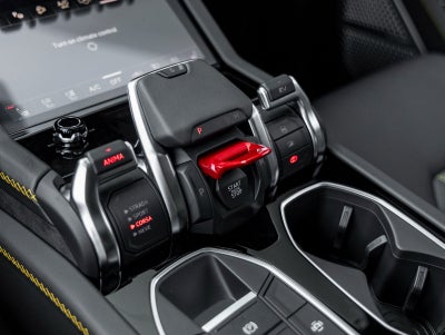 2026 Lamborghini Urus SE