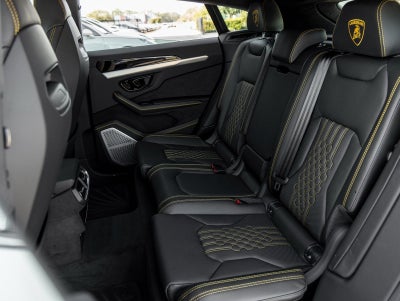 2026 Lamborghini Urus SE