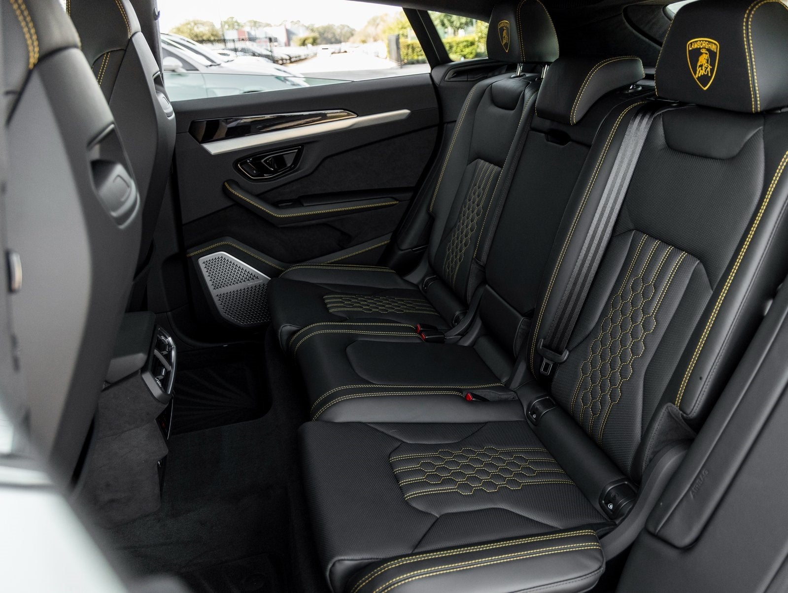 2026 Lamborghini Urus SE