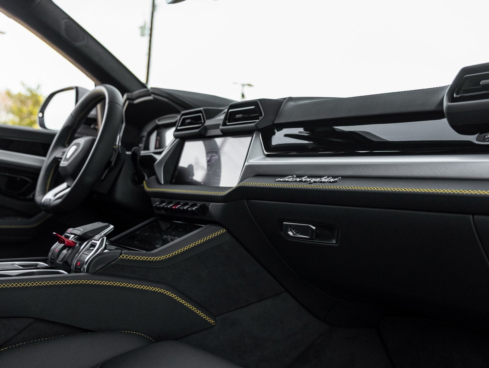 2026 Lamborghini Urus SE