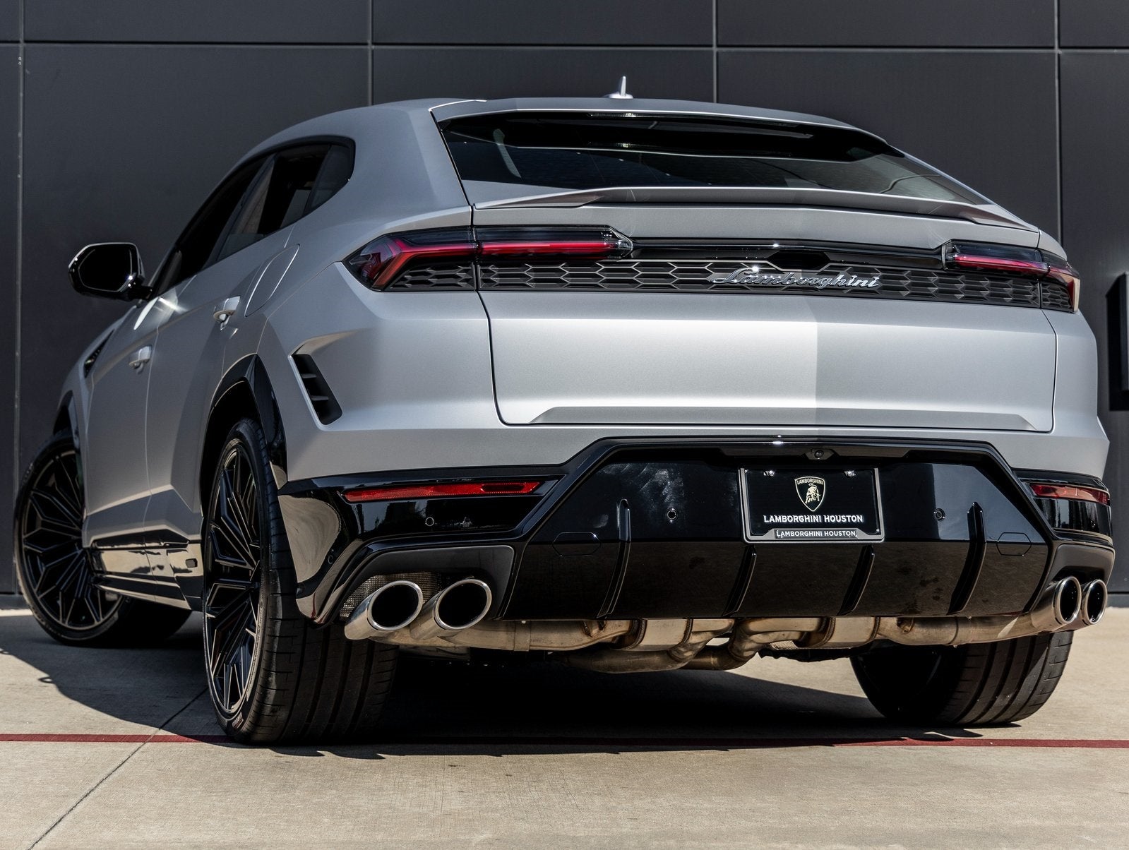 2026 Lamborghini Urus SE
