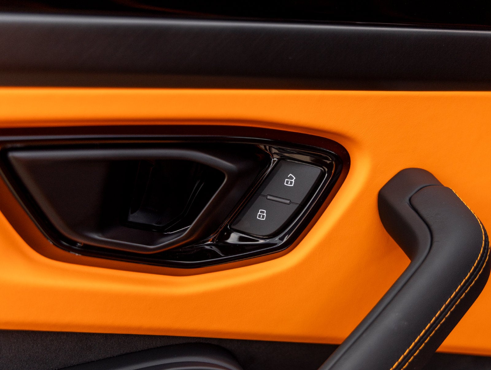 2026 Lamborghini Urus SE