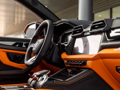 2026 Lamborghini Urus SE
