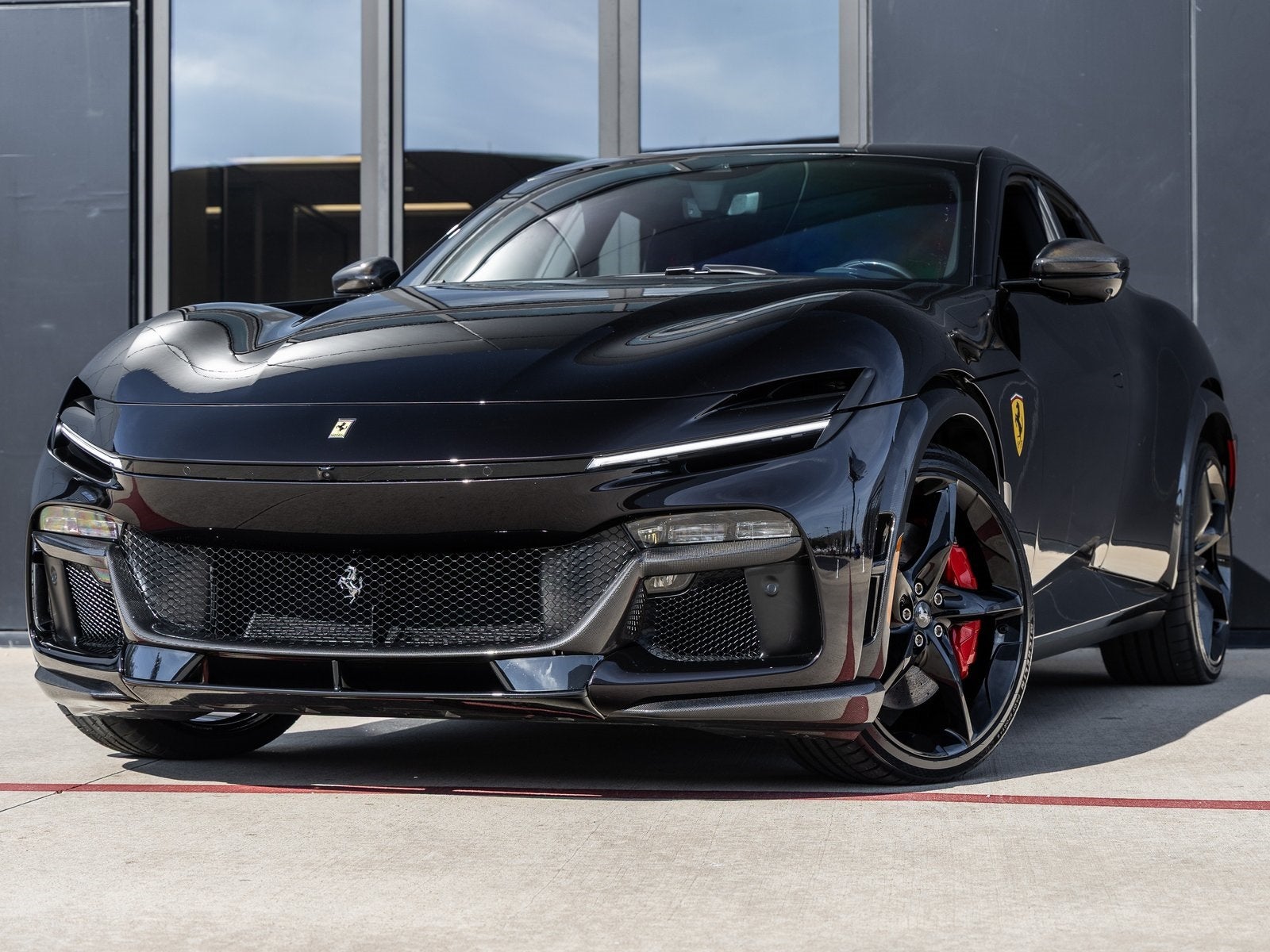 2025 Ferrari Purosangue Base