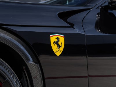 2025 Ferrari Purosangue Base