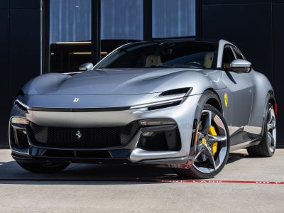 2025 Ferrari Purosangue Base