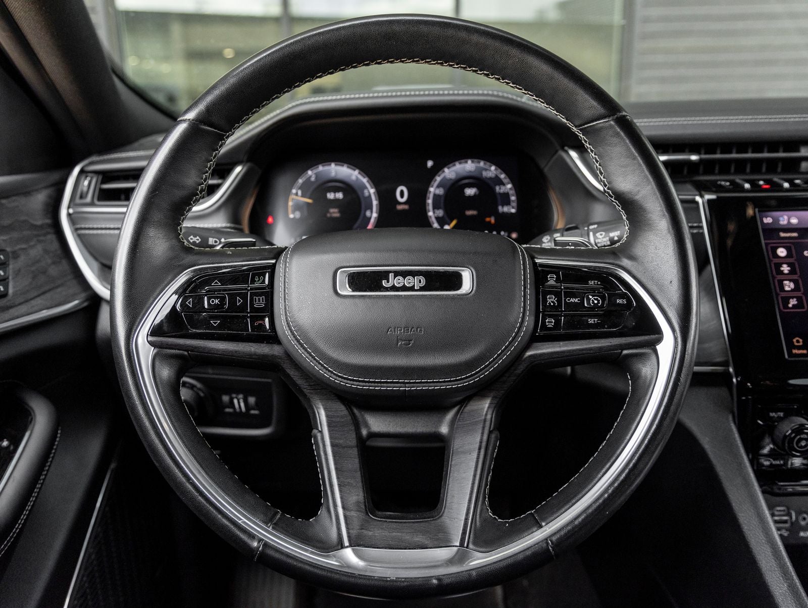 2022 Jeep Grand Cherokee Overland