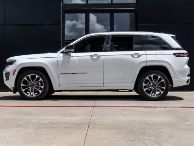 2022 Jeep Grand Cherokee Overland