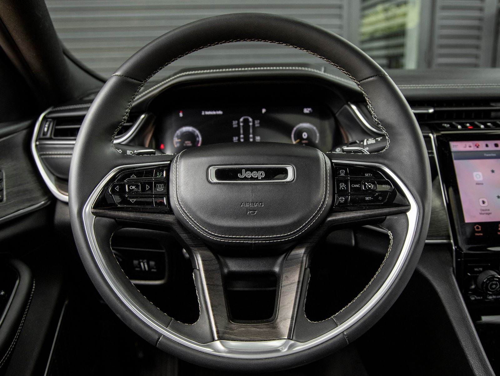 2023 Jeep Grand Cherokee L Overland