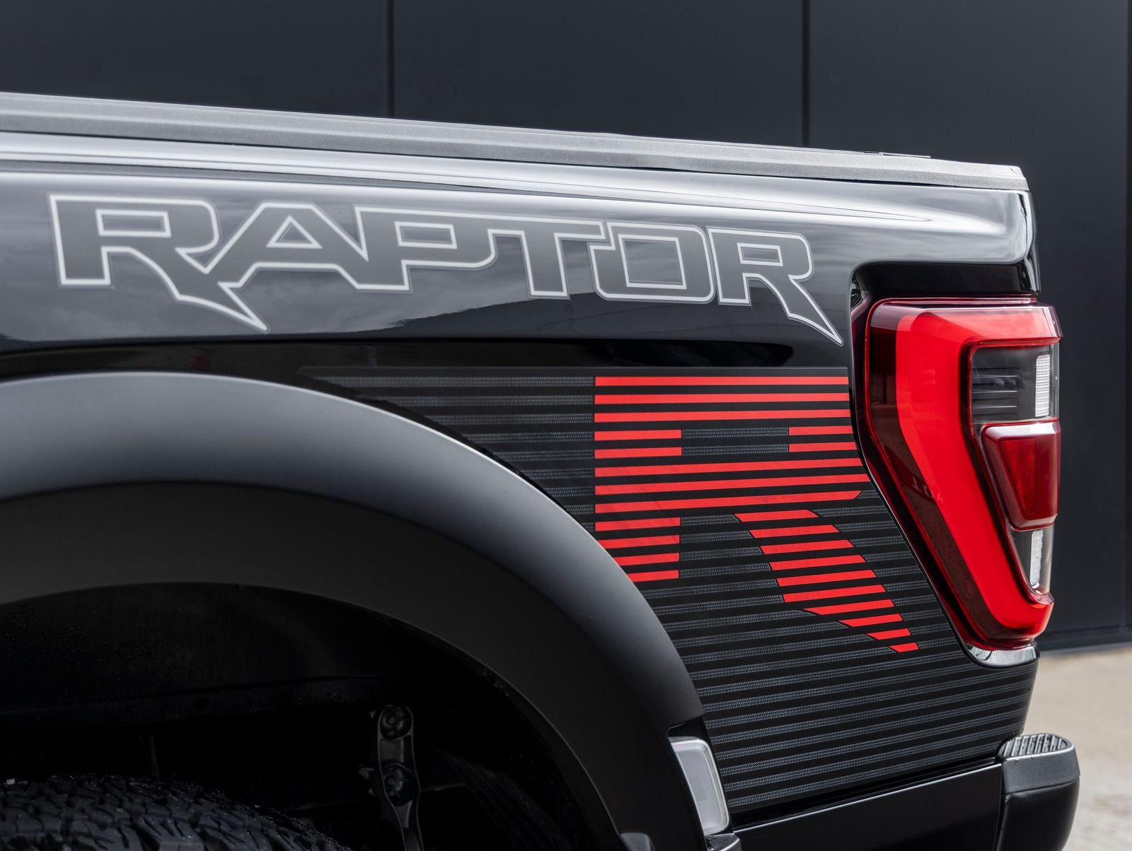 2023 Ford F-150 Raptor R