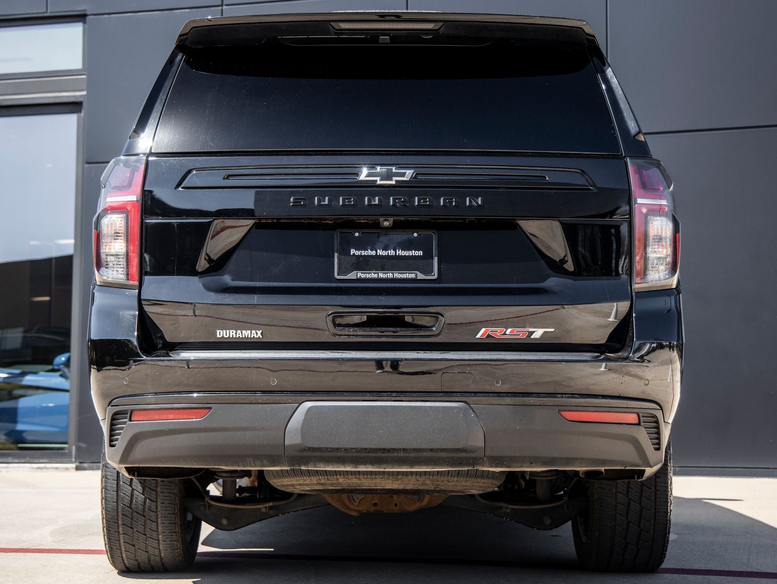 2023 Chevrolet Suburban RST