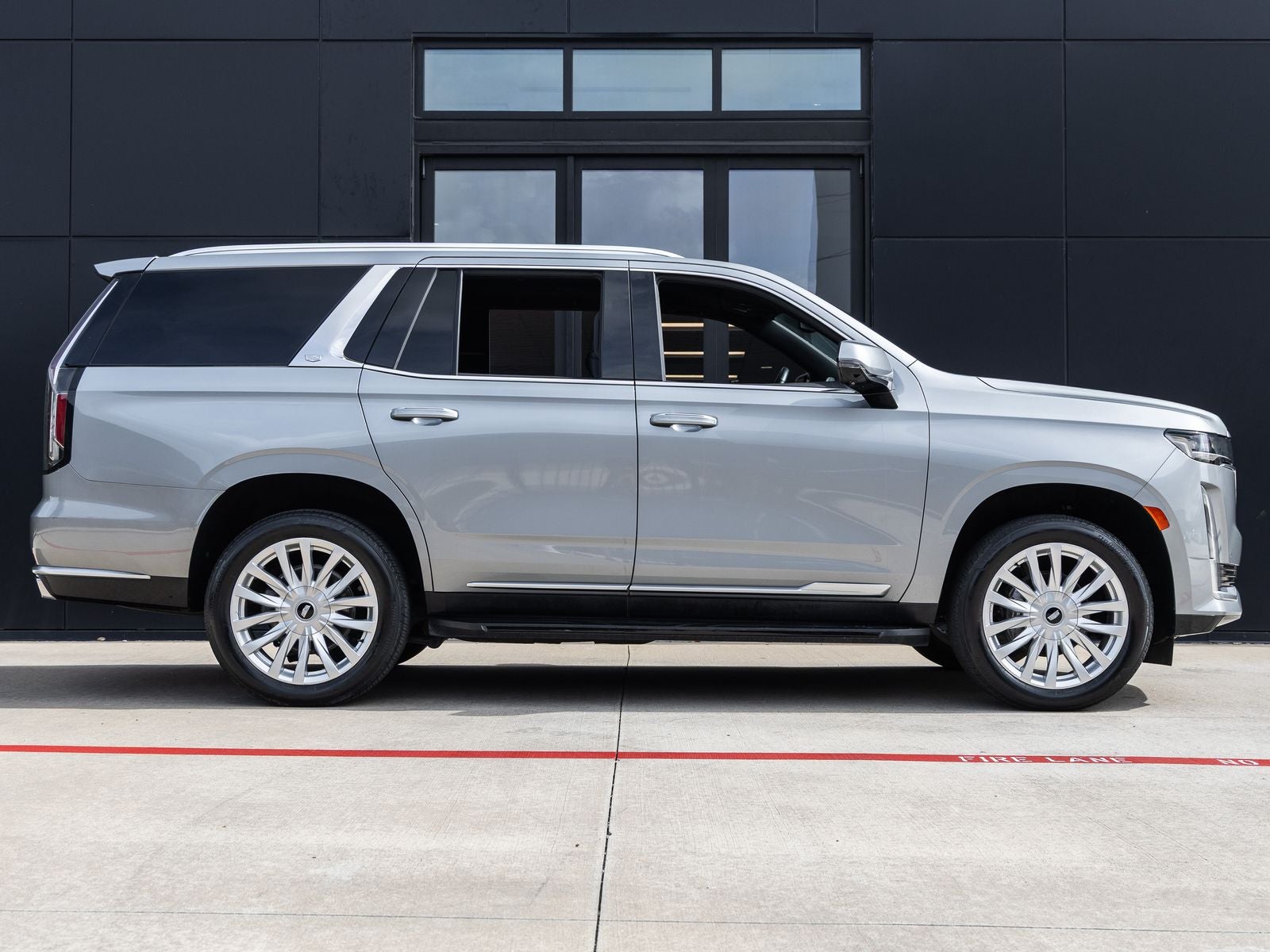 2024 Cadillac Escalade Luxury