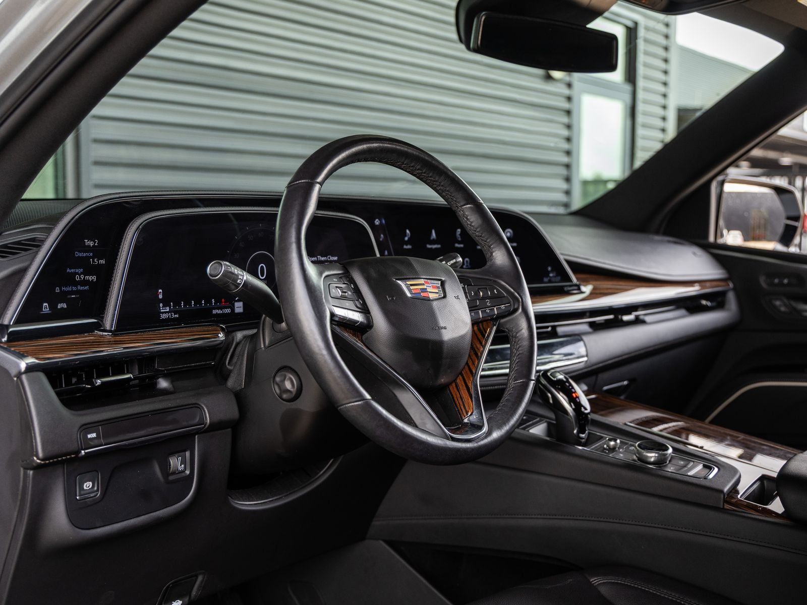 2024 Cadillac Escalade Luxury