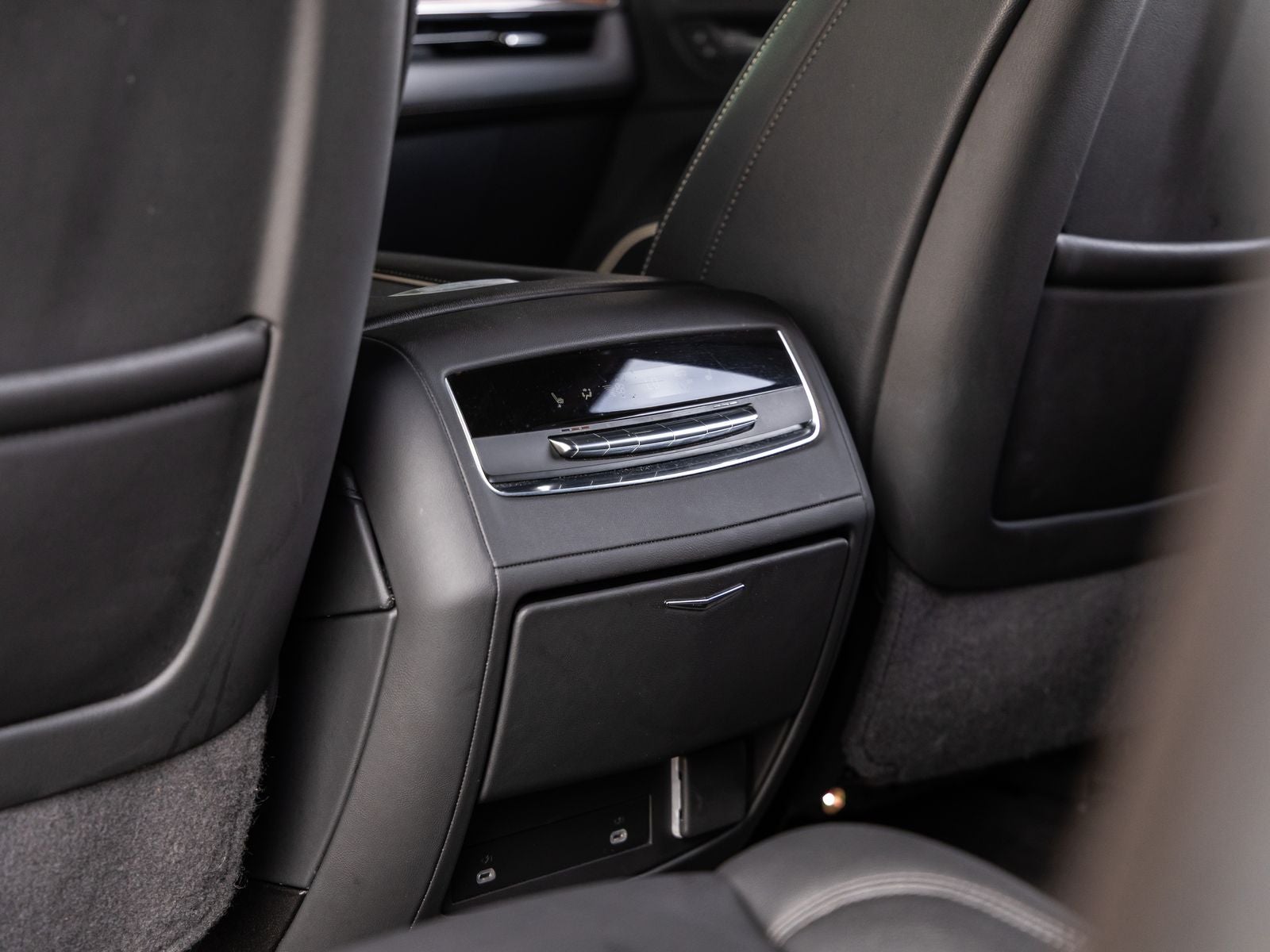2024 Cadillac Escalade Luxury