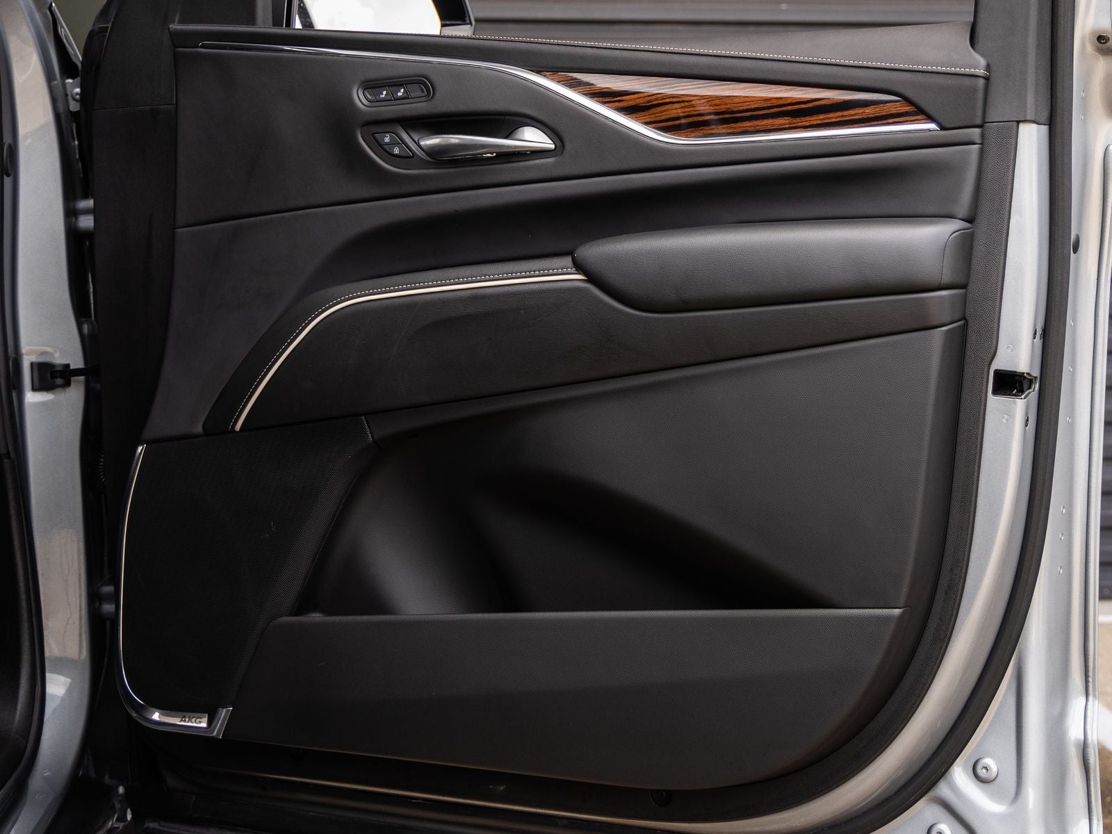 2024 Cadillac Escalade Luxury