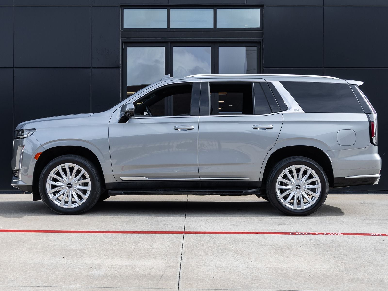 2024 Cadillac Escalade Luxury