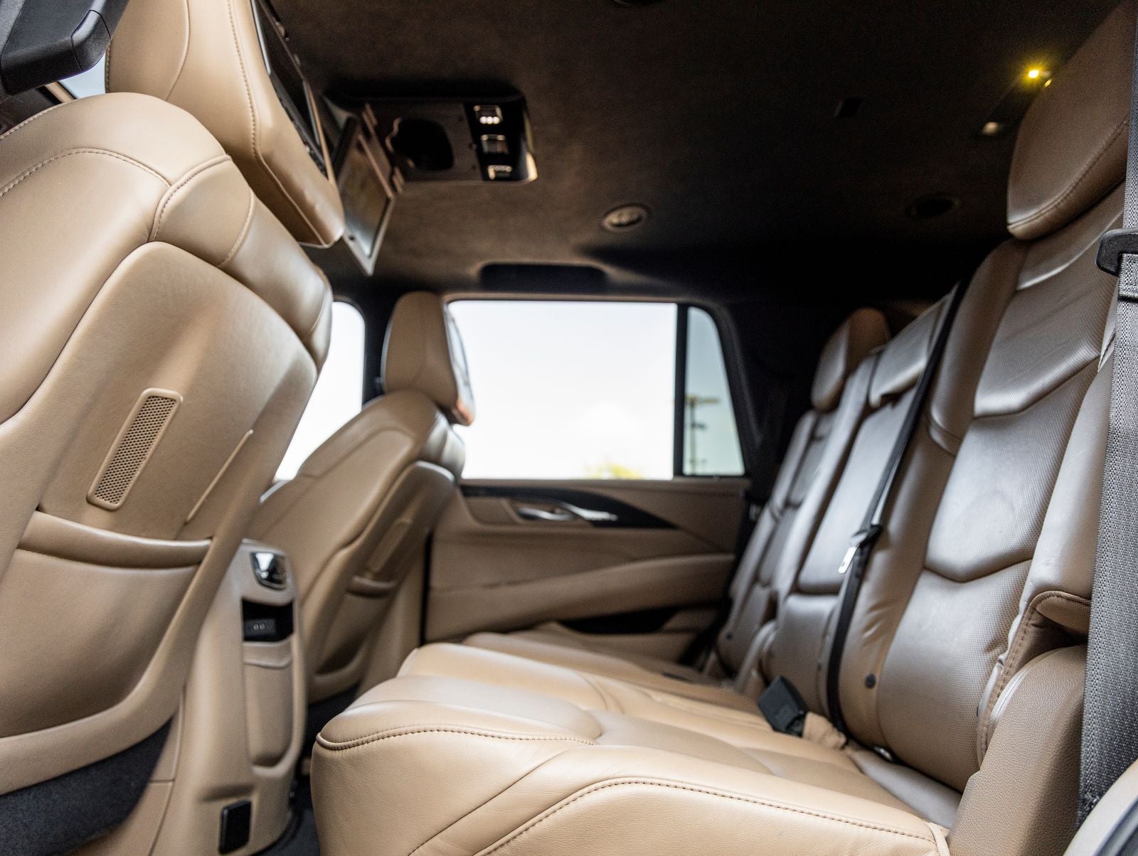 2019 Cadillac Escalade Platinum Edition