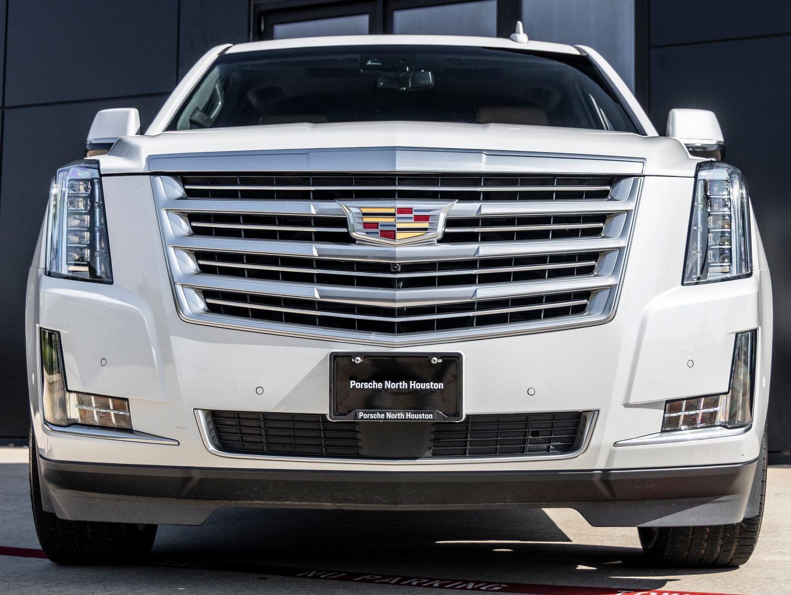 2019 Cadillac Escalade Platinum Edition