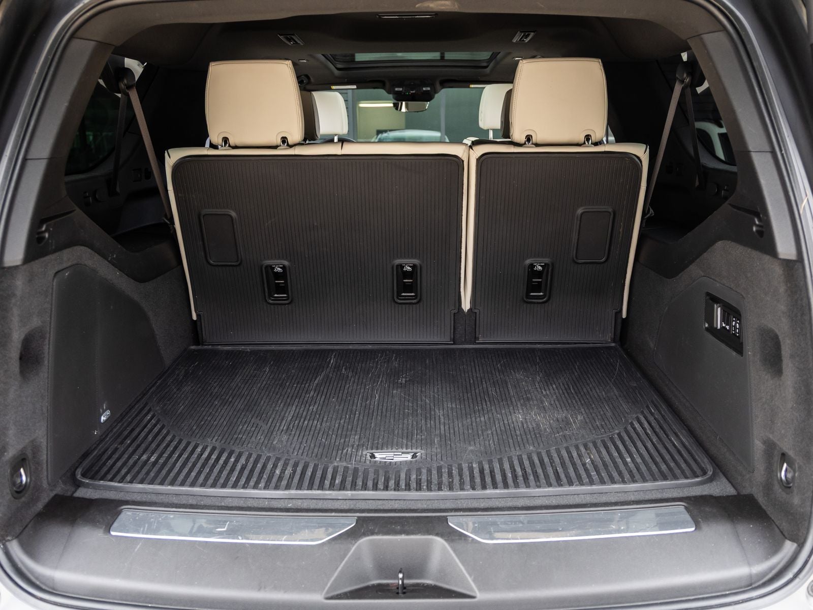 2022 Cadillac Escalade ESV Sport