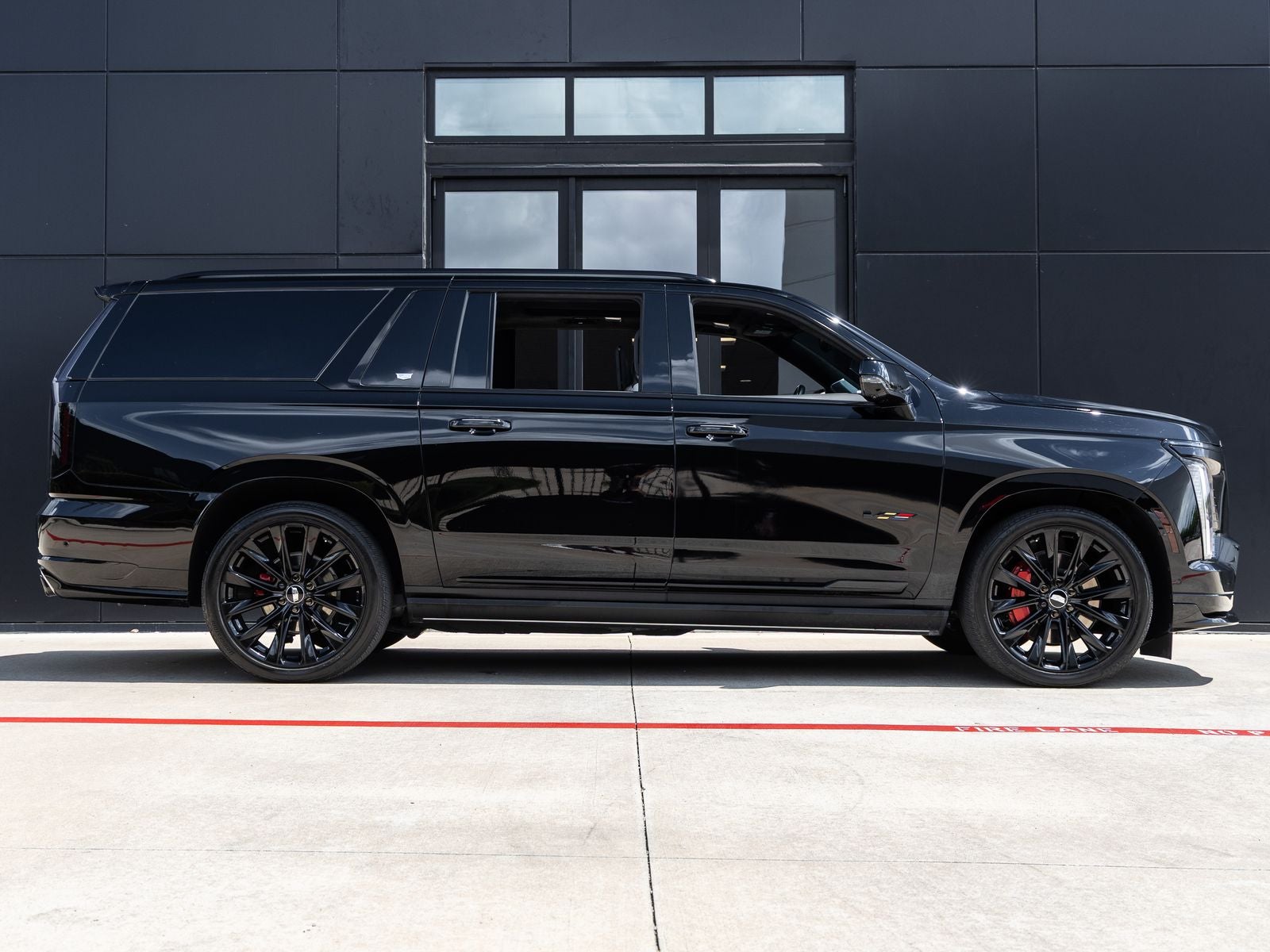 2025 Cadillac Escalade ESV V-Series