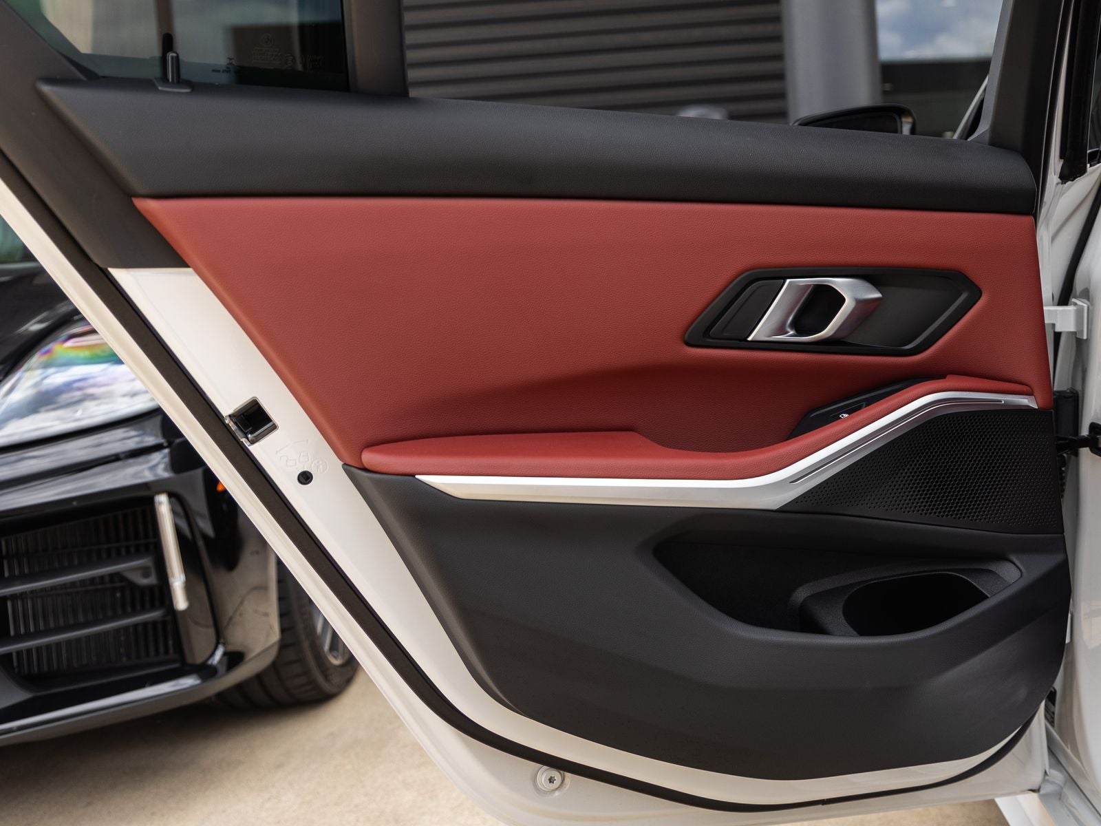 2025 BMW 3 Series 330i