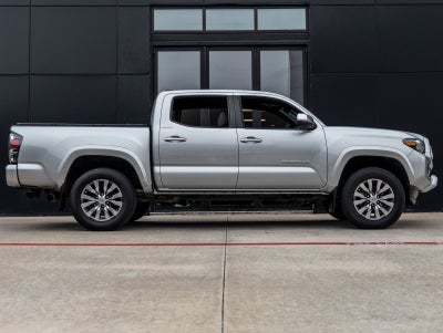 2022 Toyota Tacoma Limited V6