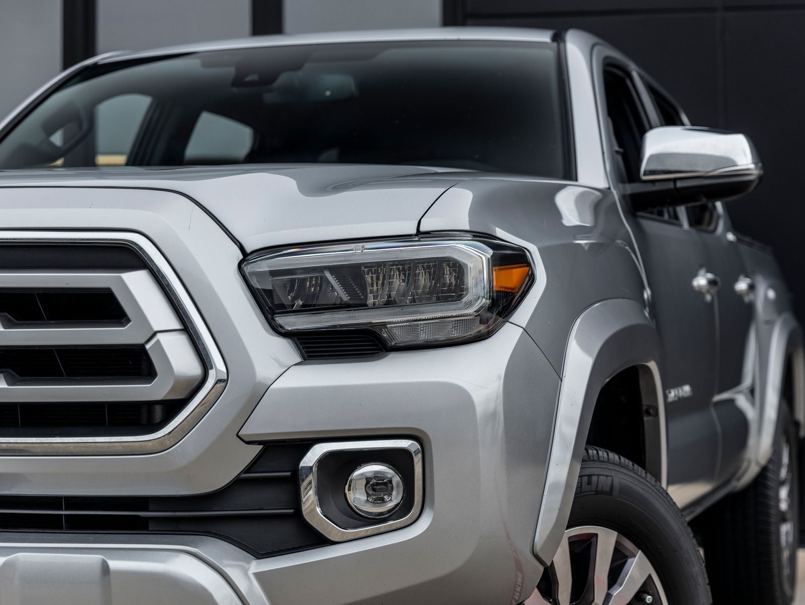 2022 Toyota Tacoma Limited V6