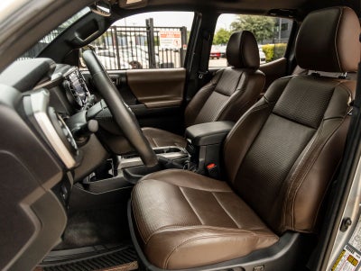 2022 Toyota Tacoma Limited V6