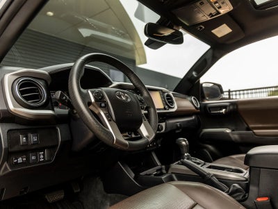 2022 Toyota Tacoma Limited V6