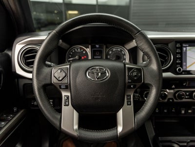 2022 Toyota Tacoma Limited V6