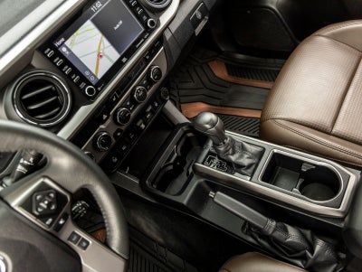 2022 Toyota Tacoma Limited V6
