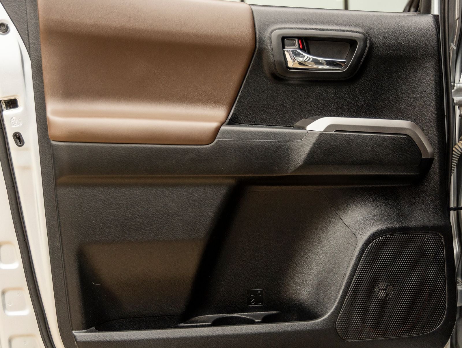 2022 Toyota Tacoma Limited V6