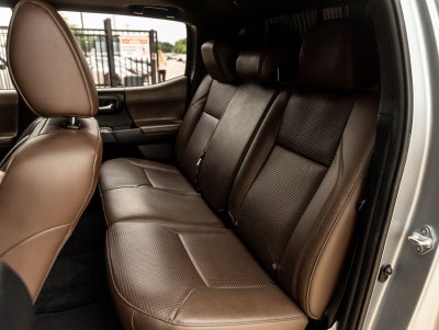 2022 Toyota Tacoma Limited V6
