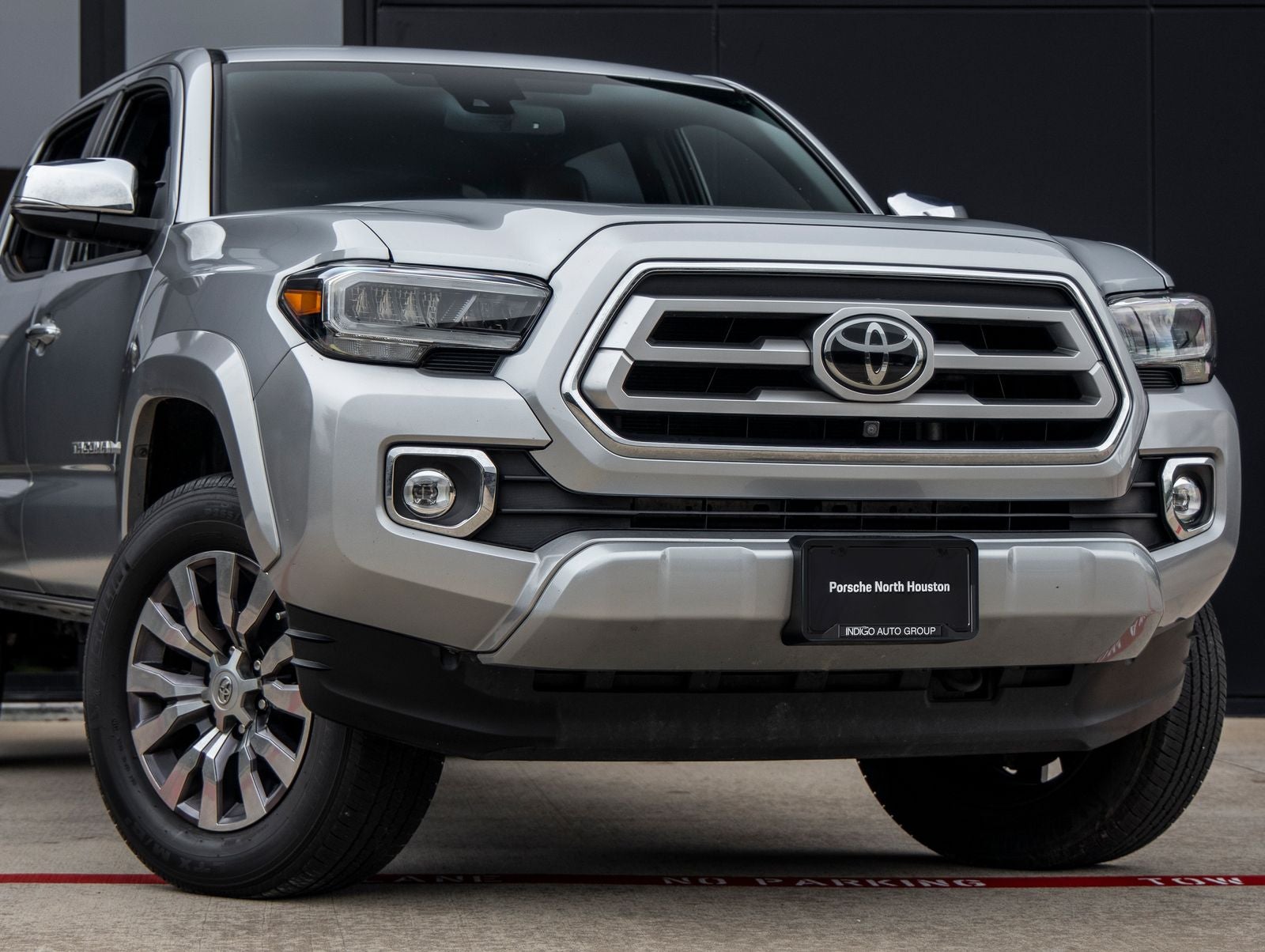 2022 Toyota Tacoma Limited V6