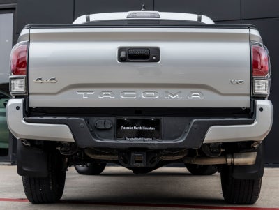 2022 Toyota Tacoma Limited V6