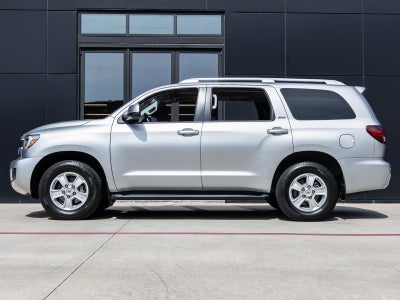 2020 Toyota Sequoia SR5 5.7L