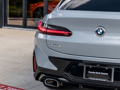 2022 BMW X4 xDrive30i