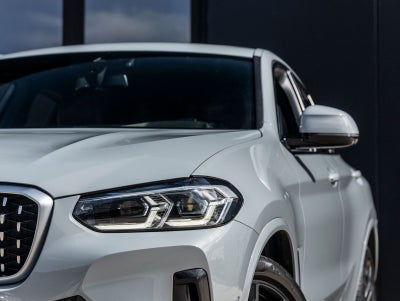 2022 BMW X4 xDrive30i