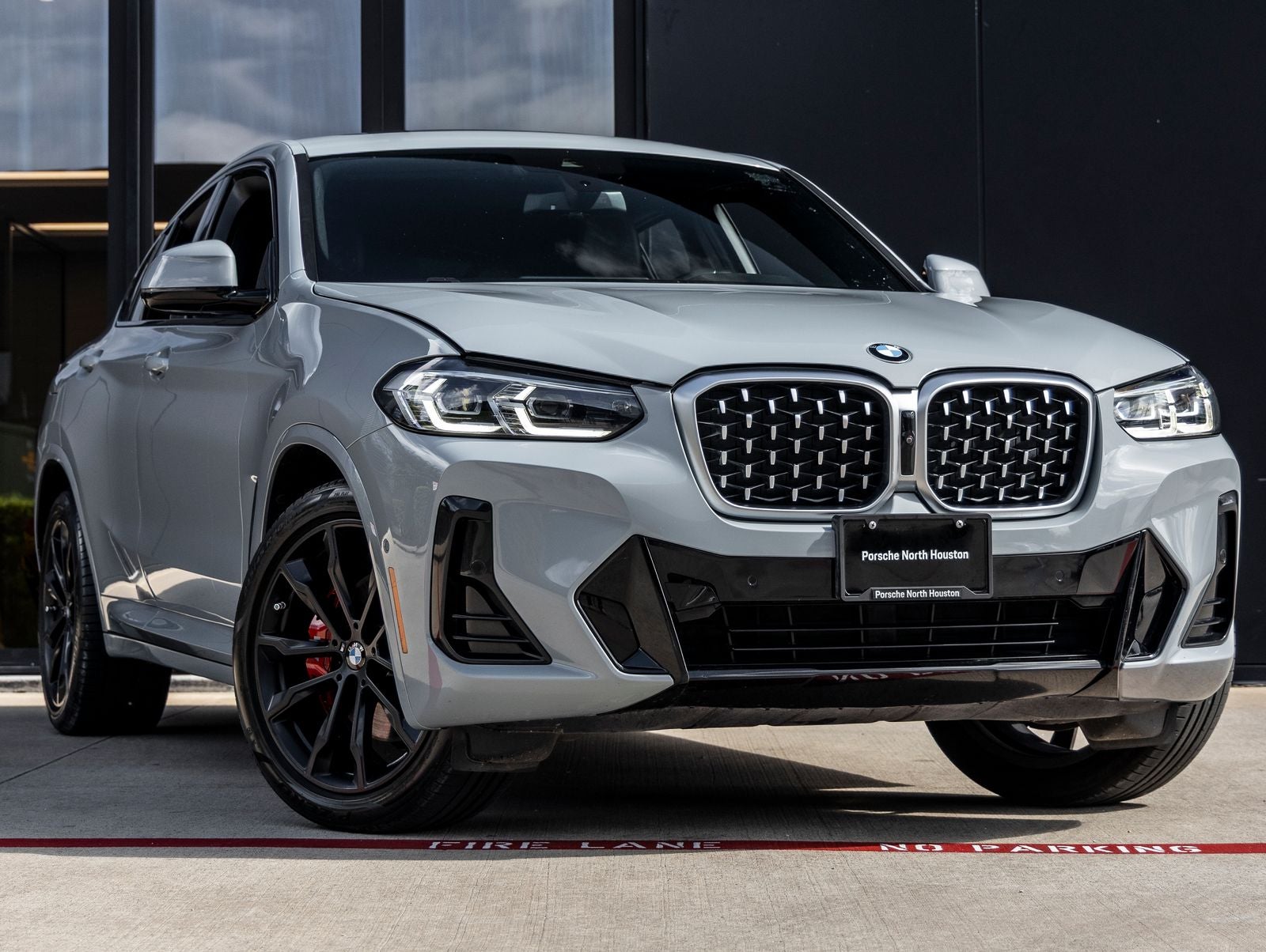 2022 BMW X4 xDrive30i