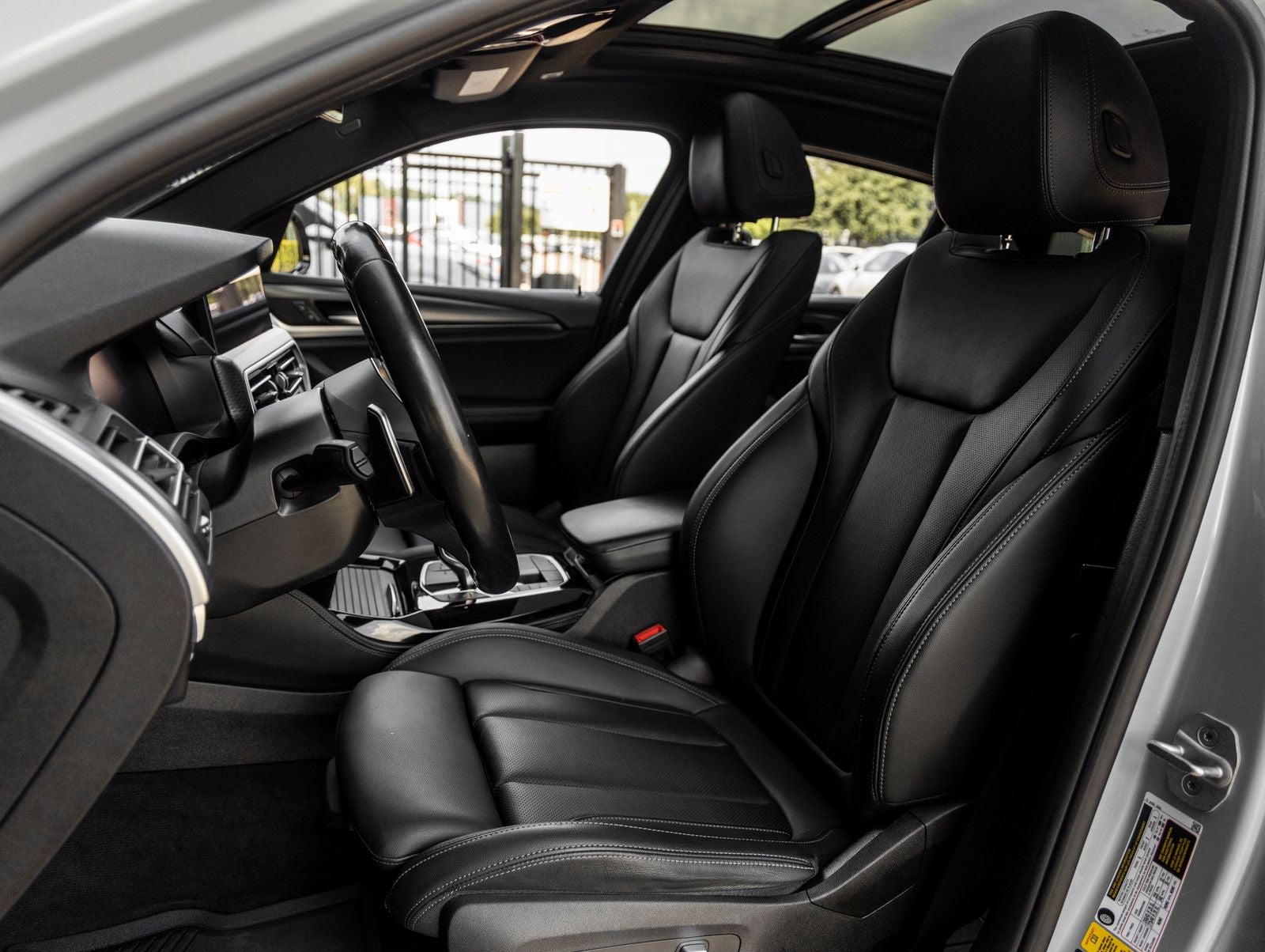 2022 BMW X4 xDrive30i